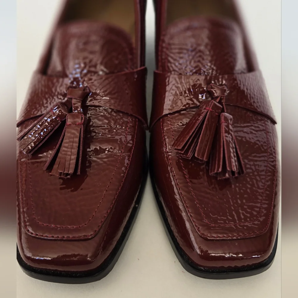 Donald J. Pliner Glossy Patent Leather Maroon Loafers with Tassels